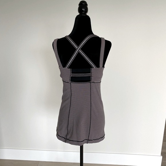 Lululemon tank top - Picture 3 of 5